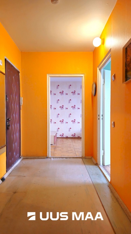 Kohtla-Järve linn, Ahtme linnaosa, Kasteheina 8