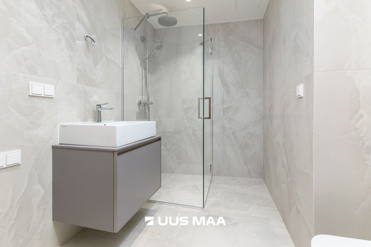 Tallinn, Kesklinna linnaosa, Tartu mnt 44-24 AVALON