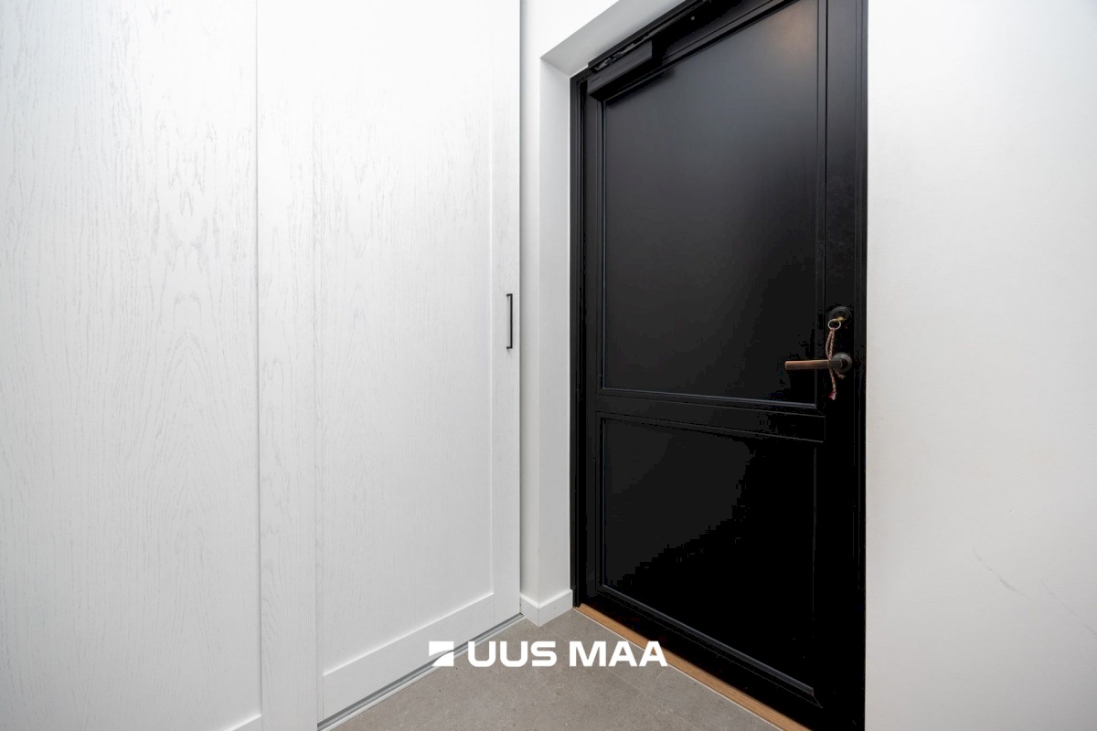 Harku vald, Vääna-Jõesuu küla, Rootsi tee 11