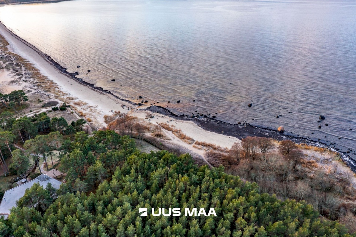 Harku vald, Vääna-Jõesuu küla, Rootsi tee 11