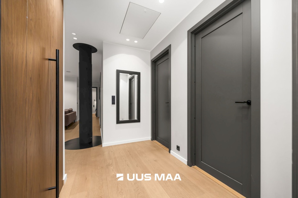 Harku vald, Vääna-Jõesuu küla, Rootsi tee 11