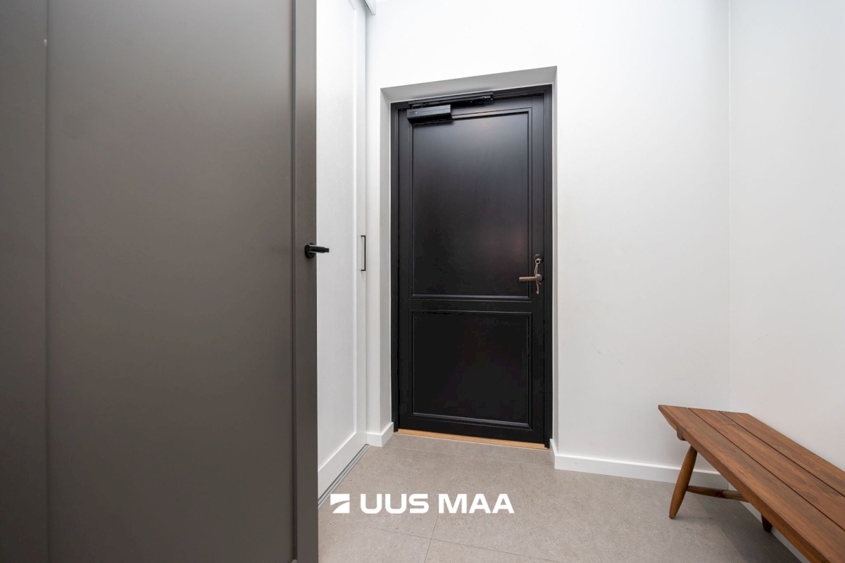 Harku vald, Vääna-Jõesuu küla, Rootsi tee 11