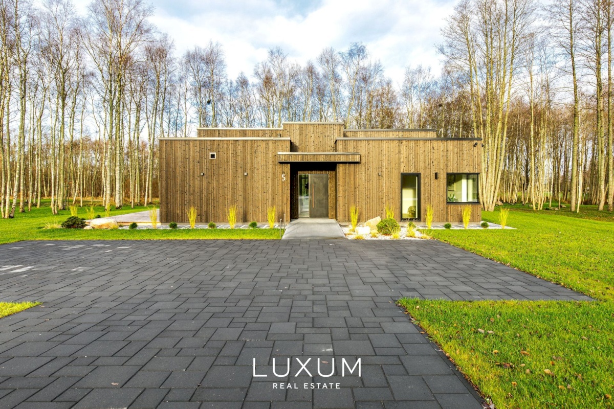 Jõelähtme vald, Manniva küla, Kivikirve tee 5