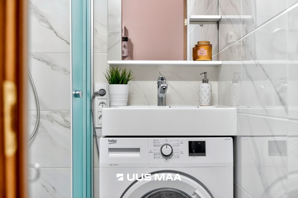 Tallinn, Mustamäe linnaosa, Akadeemia tee 52