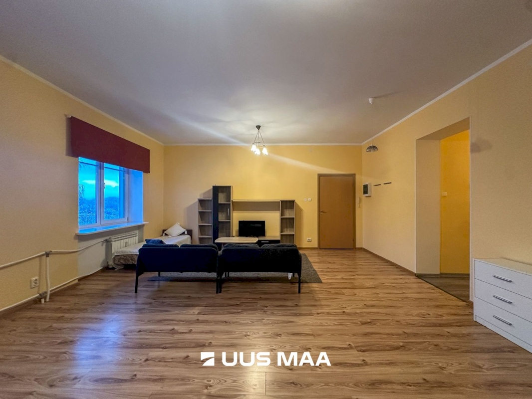 Tapa vald, Tapa linn, Üleviste 10