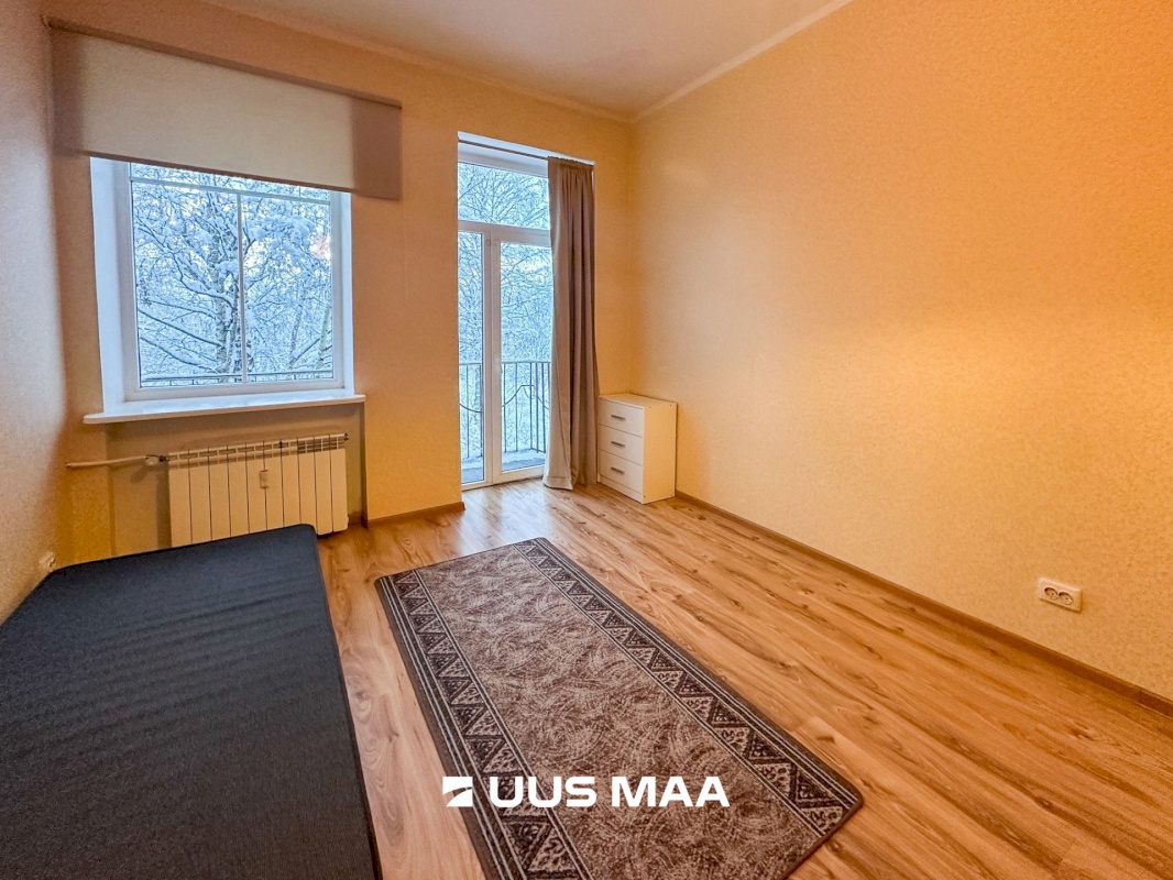 Tapa vald, Tapa linn, Üleviste 10