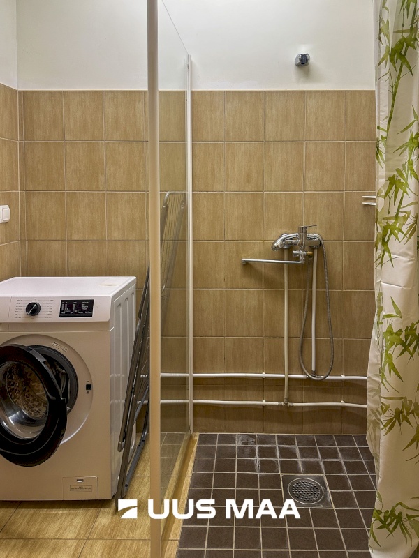 Tapa vald, Tapa linn, Üleviste 10