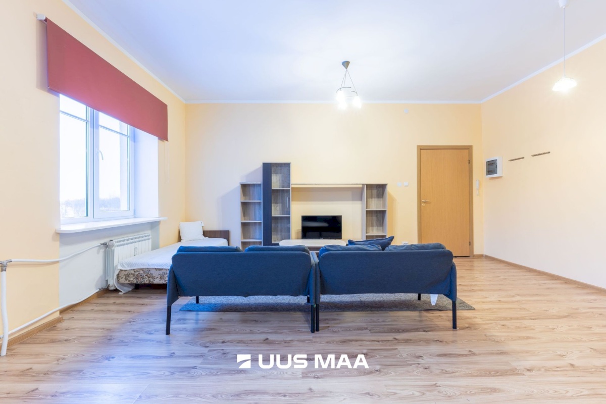 Tapa vald, Tapa linn, Üleviste 10