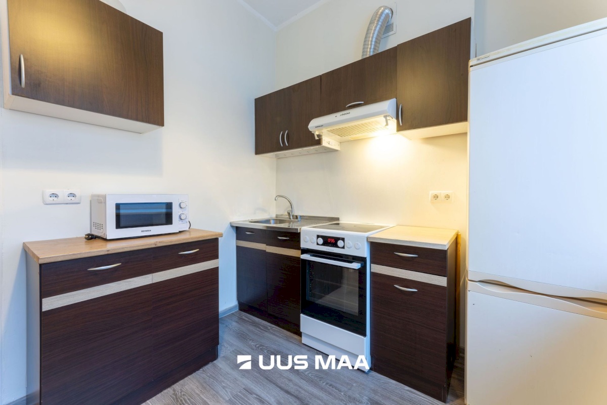 Tapa vald, Tapa linn, Üleviste 10