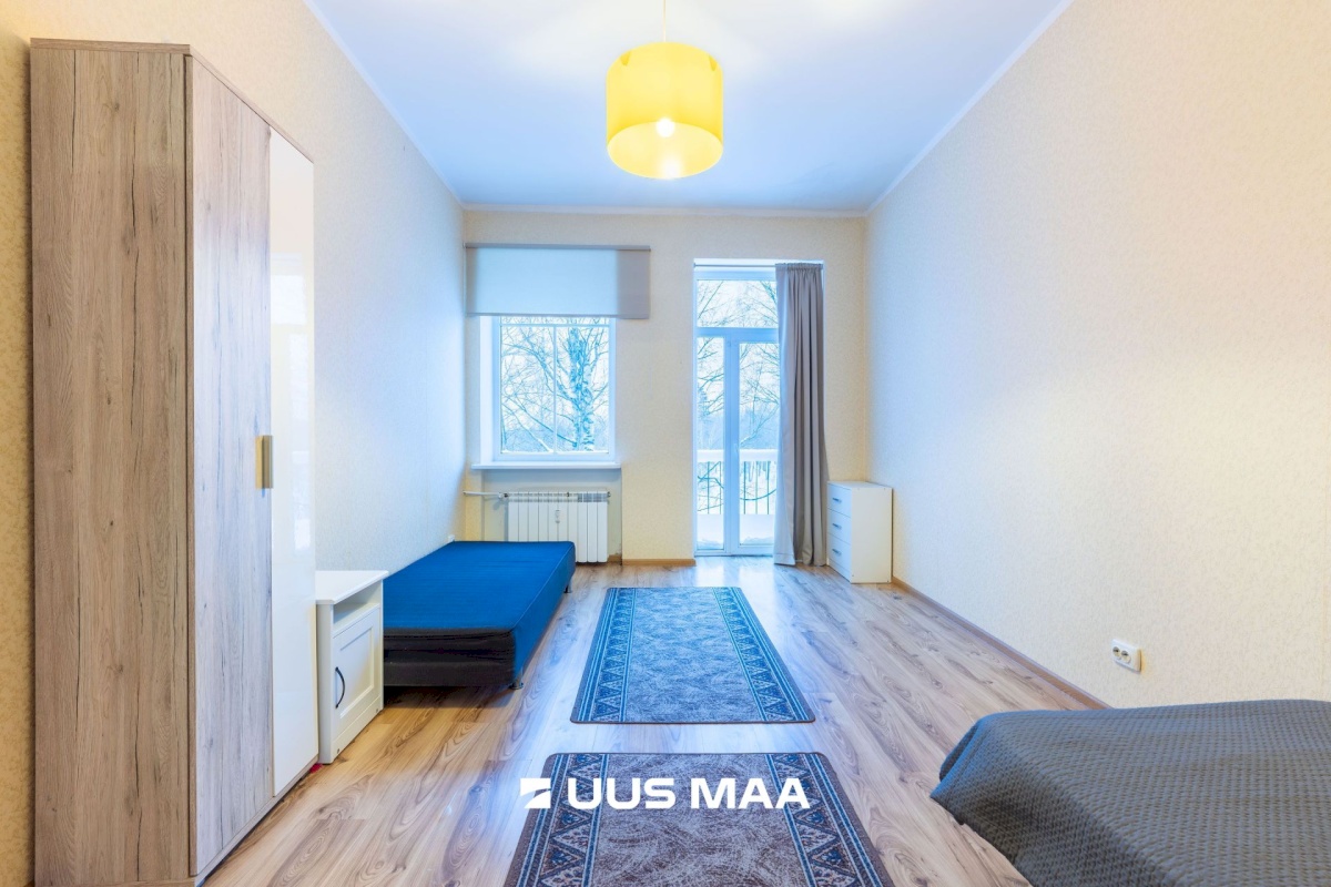 Tapa vald, Tapa linn, Üleviste 10