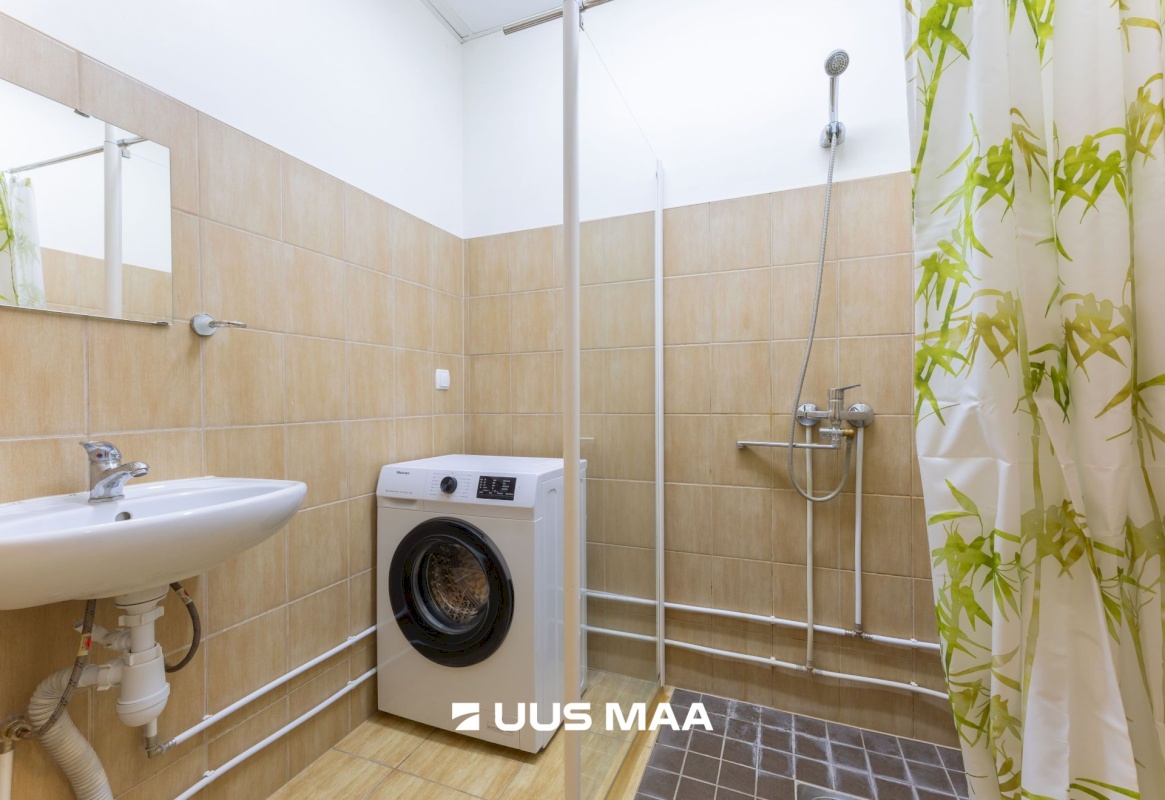 Tapa vald, Tapa linn, Üleviste 10