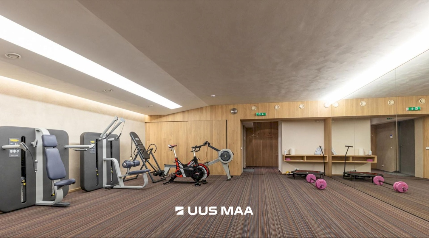 Tallinn, Nõmme linnaosa, Hiiu, Hiiu-Suurtüki 4/4