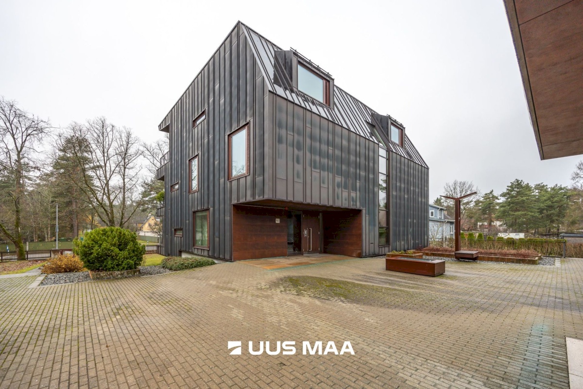 Tallinn, Nõmme linnaosa, Hiiu, Hiiu-Suurtüki 4/4