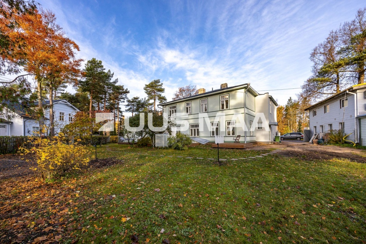 Tallinn, Nõmme linnaosa, Raudtee tn 35