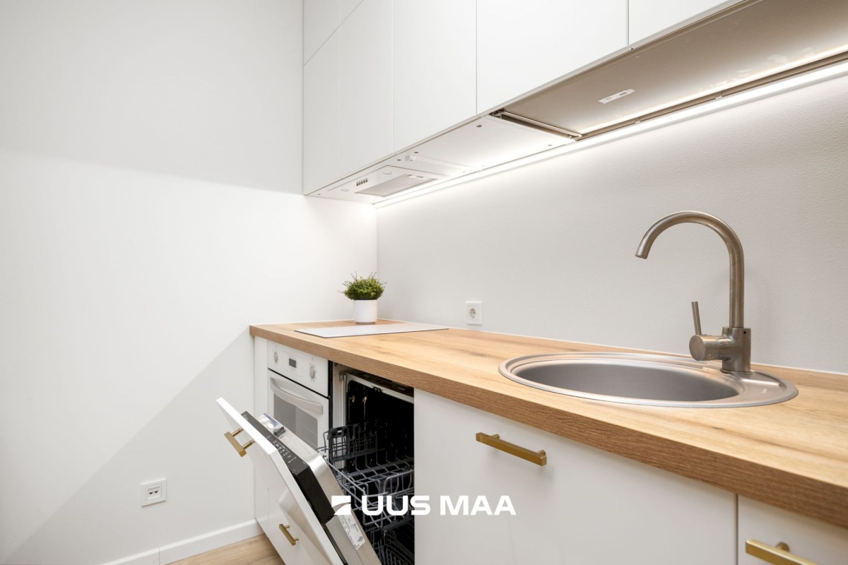 Tallinn, Nõmme linnaosa, Raudtee tn 35