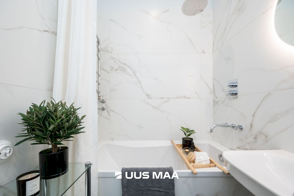 Tallinn, Kesklinna linnaosa, Narva mnt 14