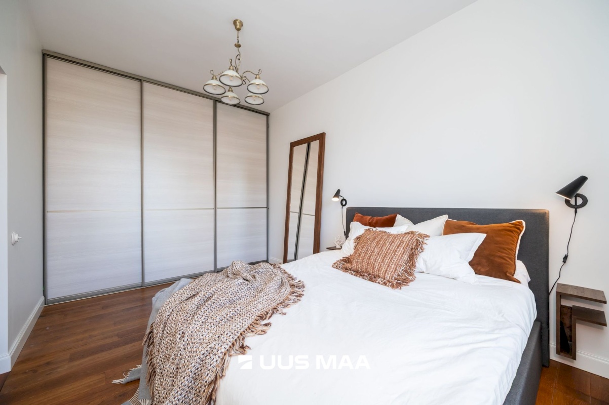 Tallinn, Kesklinna linnaosa, Narva mnt 14