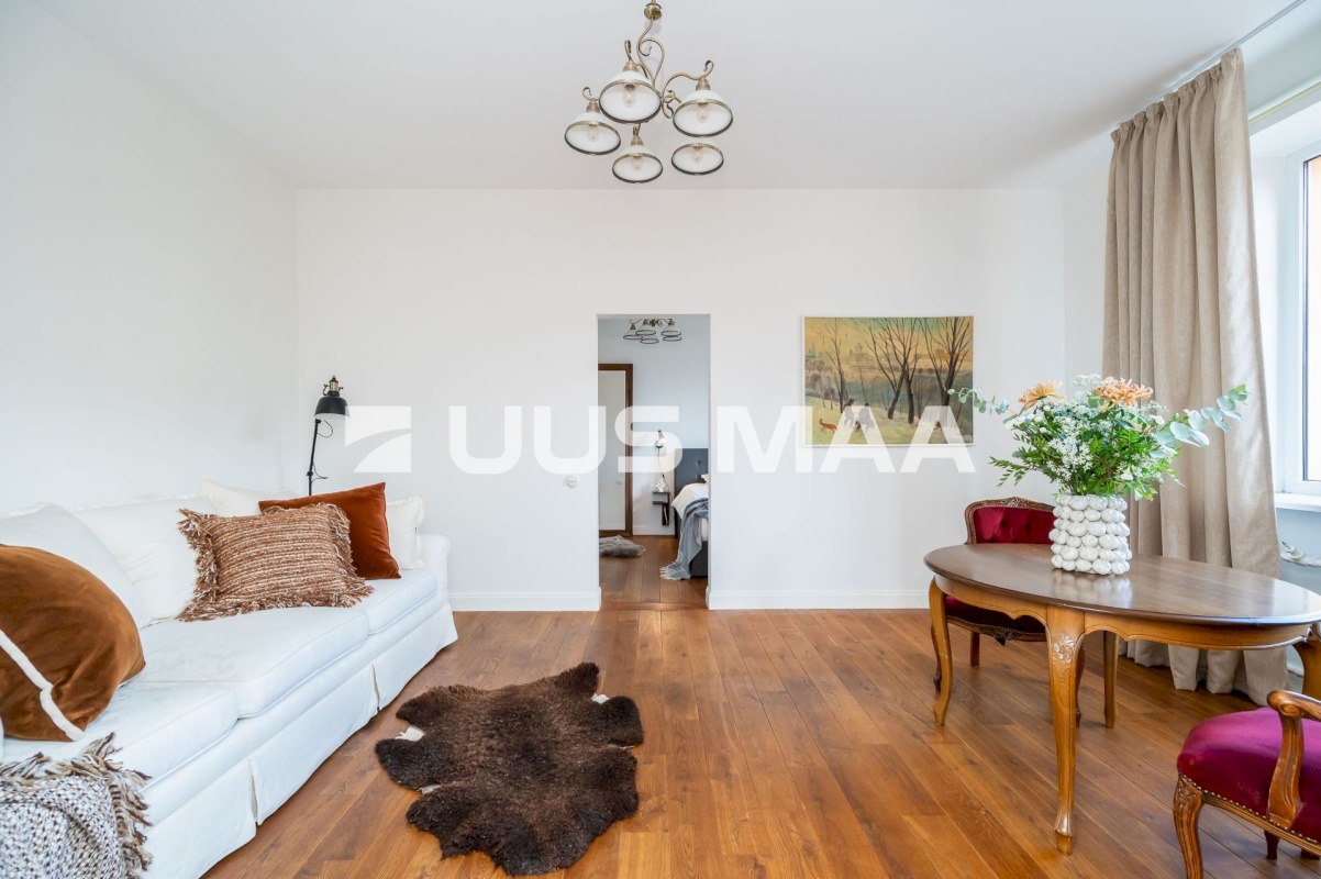 Tallinn, Kesklinna linnaosa, Narva mnt 14