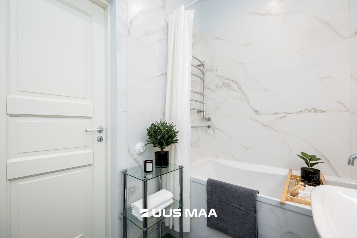 Tallinn, Kesklinna linnaosa, Narva mnt 14