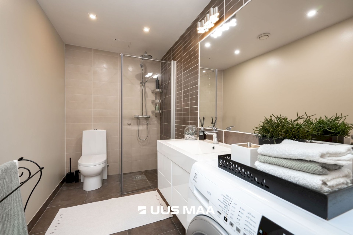 Tallinn, Kesklinna linnaosa, Valge tn 18b