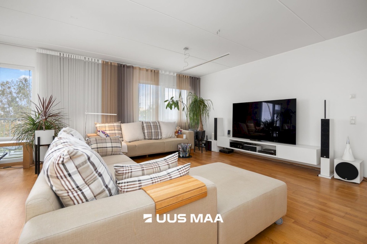 Tallinn, Mustamäe linnaosa, Sõpruse pst 230