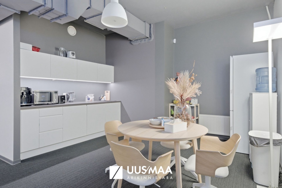 Tallinn, Kesklinna linnaosa, Tartu mnt 13