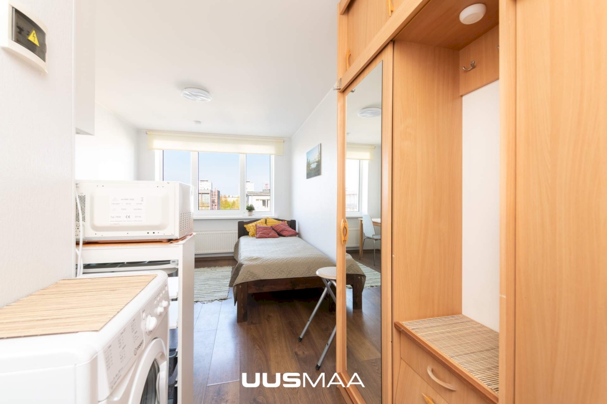 Tallinn, Mustamäe linnaosa, Akadeemia tee 42