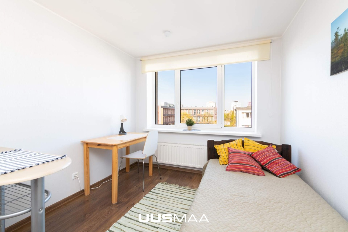 Tallinn, Mustamäe linnaosa, Akadeemia tee 42