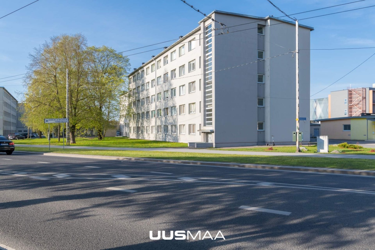 Tallinn, Mustamäe linnaosa, Akadeemia tee 42