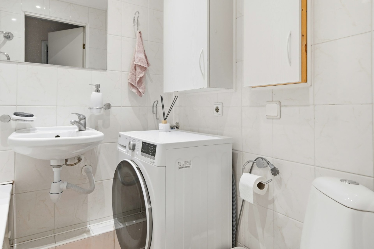 Tallinn, Kristiine linnaosa, Järve, Alajaama 12