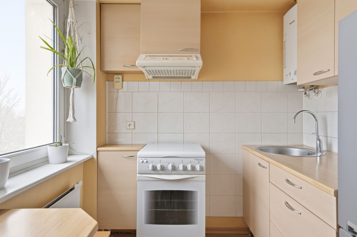 Tallinn, Kristiine linnaosa, Järve, Alajaama 12