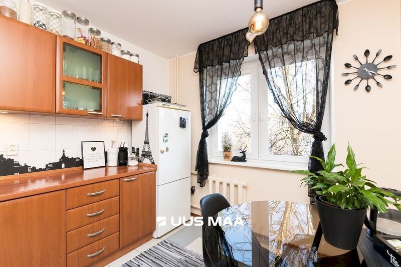 Tallinn, Haabersti linnaosa, Õismäe tee 42