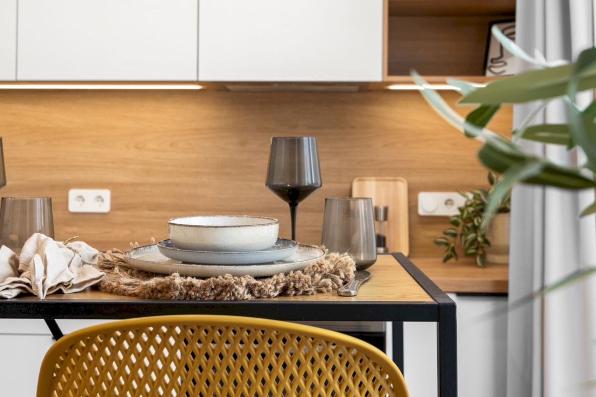 Tallinn, Kesklinna linnaosa, Uus Maailm, Toom-Kuninga 15