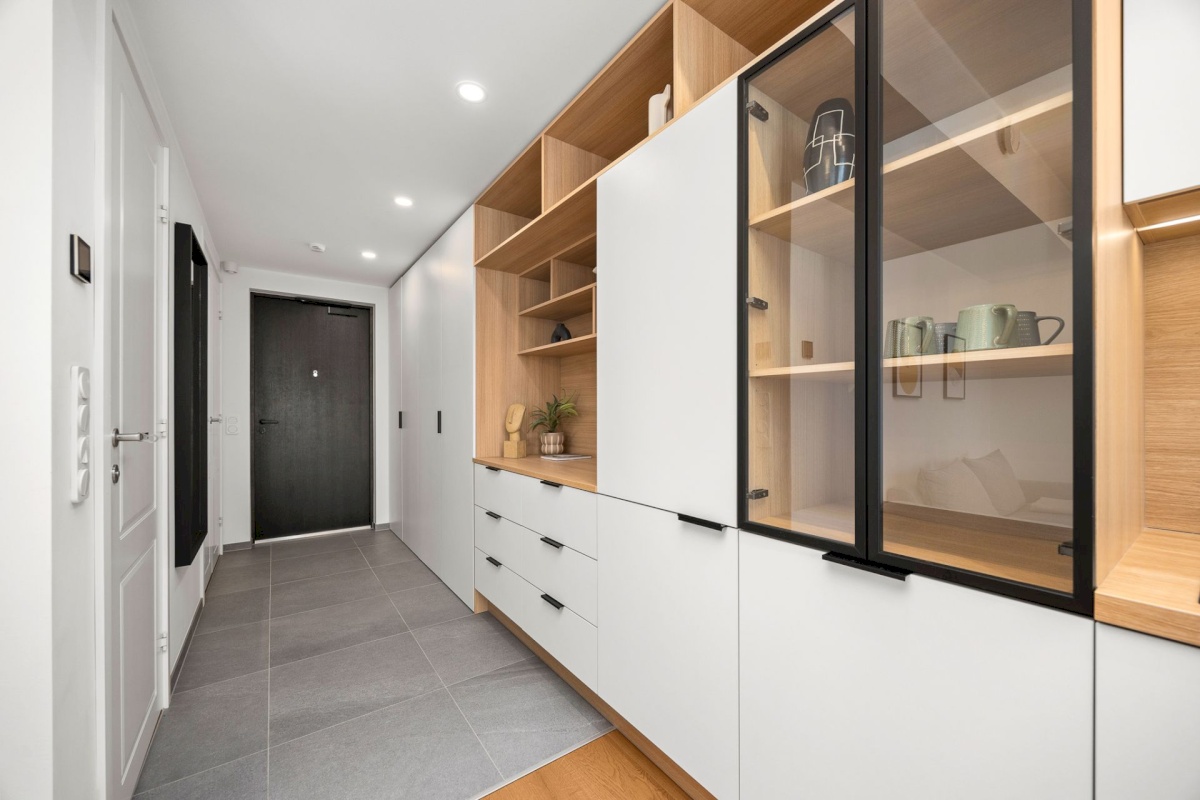 Tallinn, Kesklinna linnaosa, Uus Maailm, Toom-Kuninga 15