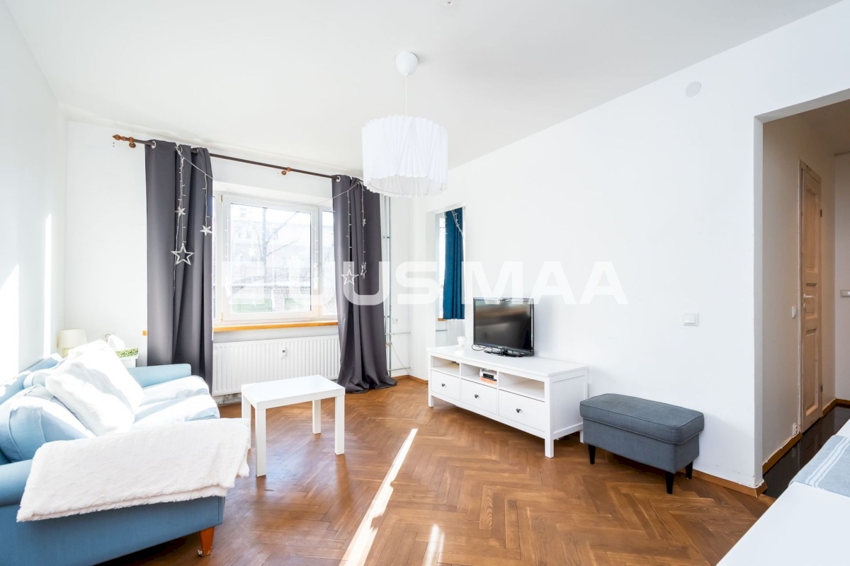 Tallinn, Kesklinna linnaosa, Uus Maailm, Väike-Ameerika tänav 1