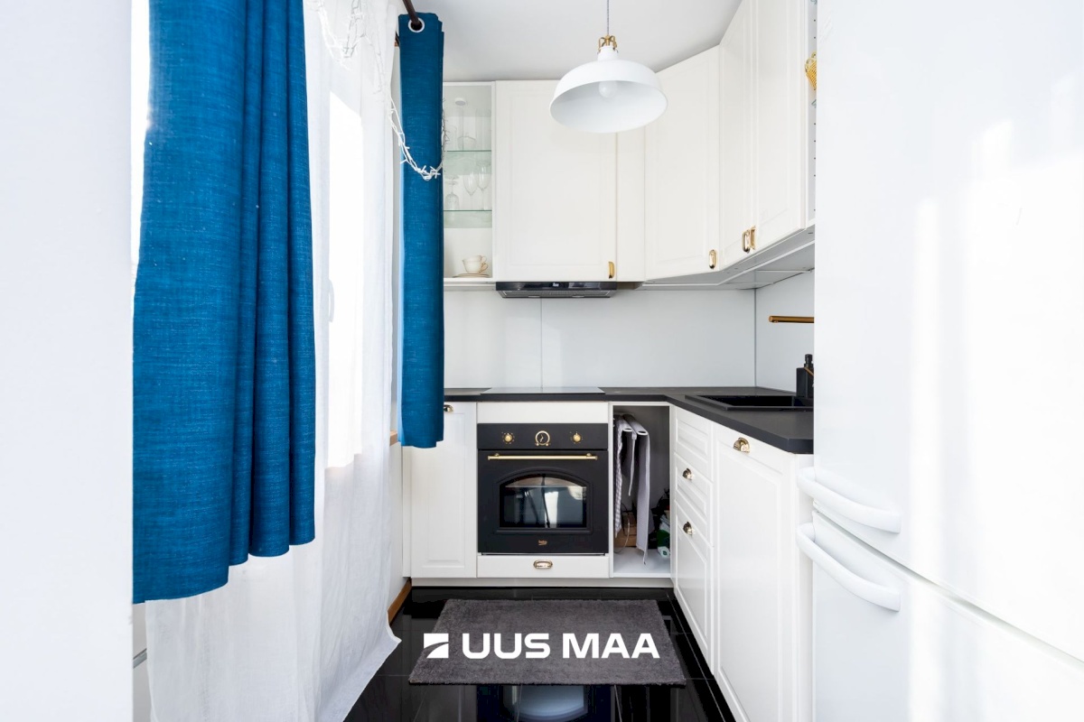 Tallinn, Kesklinna linnaosa, Uus Maailm, Väike-Ameerika tänav 1