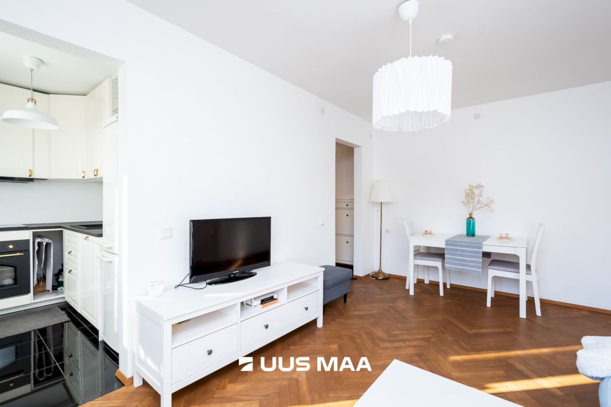 Tallinn, Kesklinna linnaosa, Uus Maailm, Väike-Ameerika tänav 1