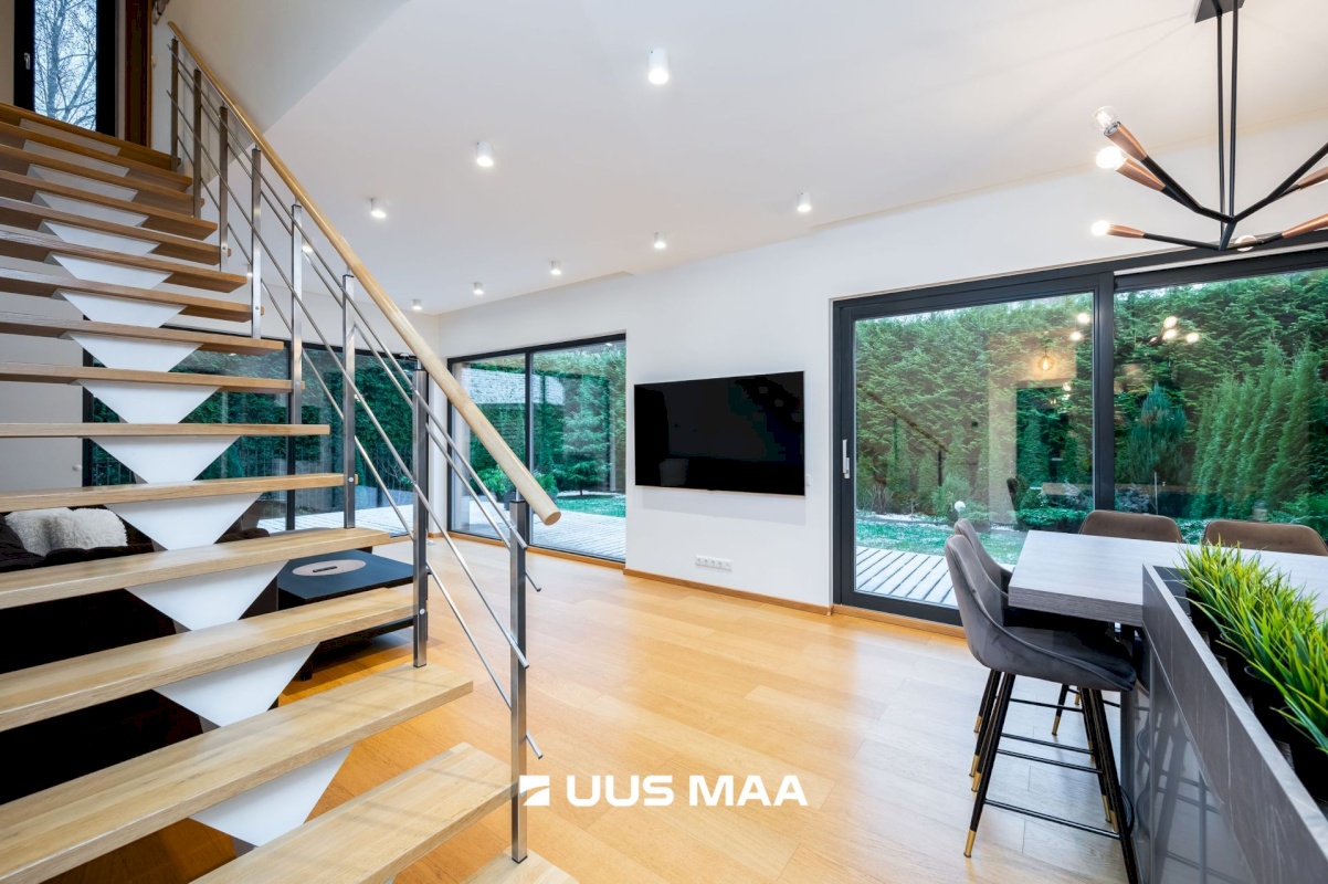 Tallinn, Pirita linnaosa, Lauri tee 7