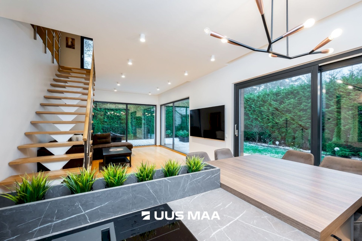 Tallinn, Pirita linnaosa, Lauri tee 7