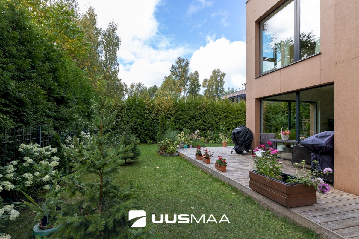 Tallinn, Pirita linnaosa, Lauri tee 7