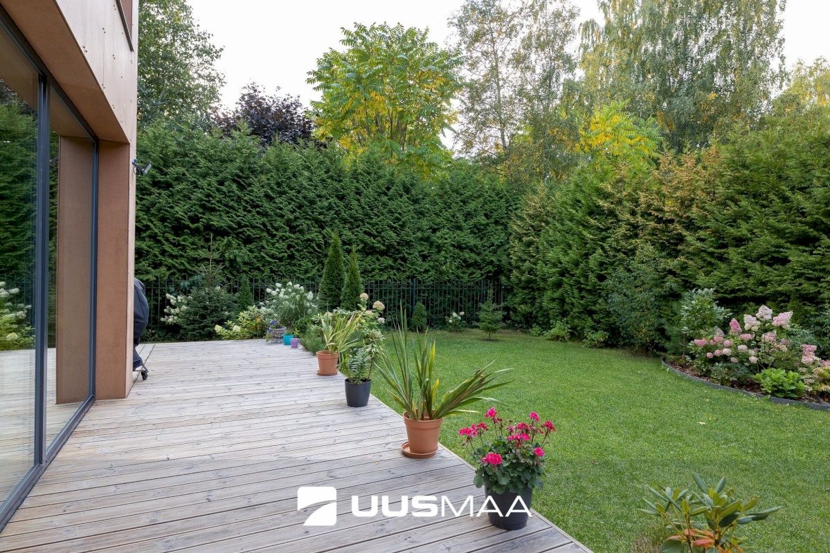 Tallinn, Pirita linnaosa, Lauri tee 7