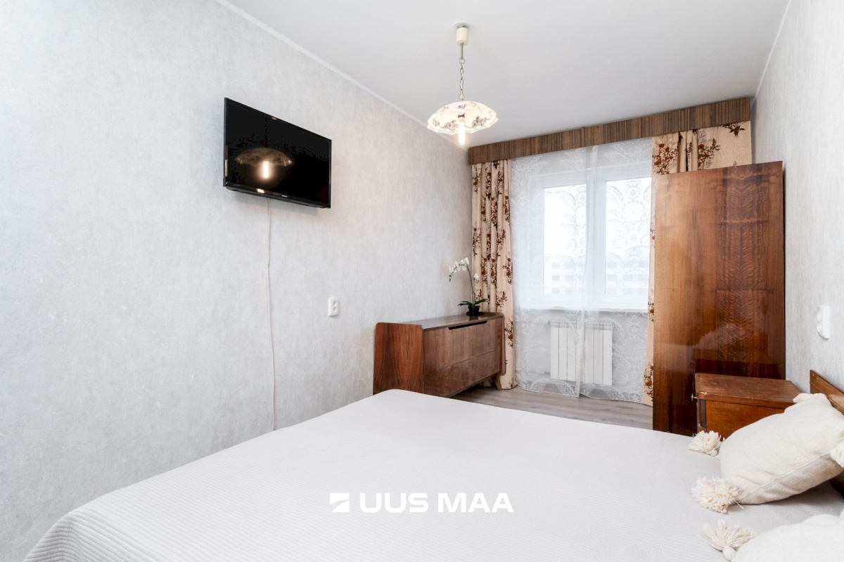 Tallinn, Mustamäe linnaosa, Ehitajate tee 33