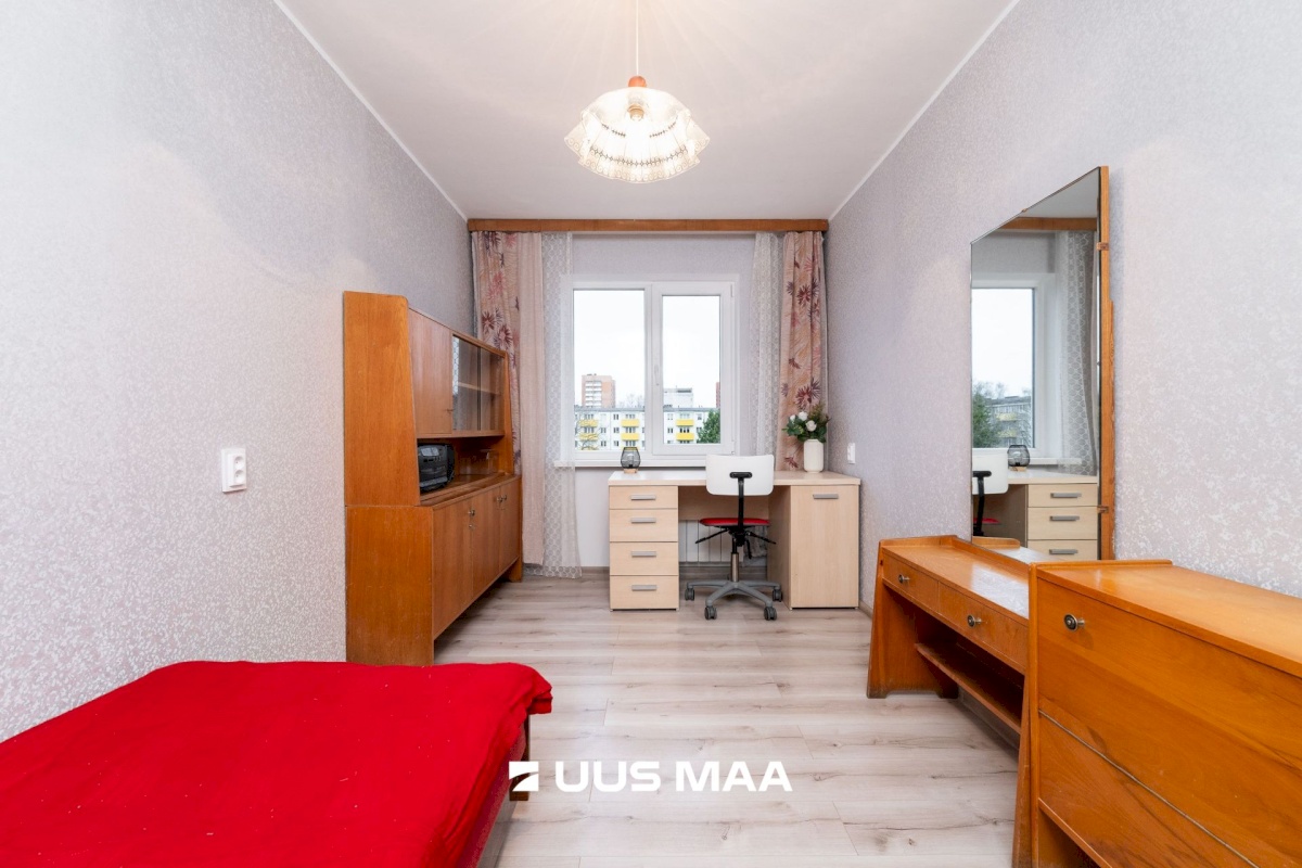 Tallinn, Mustamäe linnaosa, Ehitajate tee 33