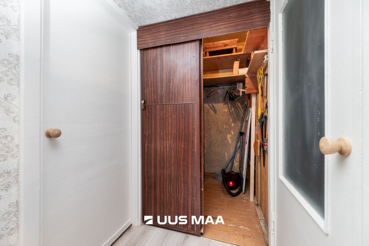 Tallinn, Mustamäe linnaosa, Ehitajate tee 33