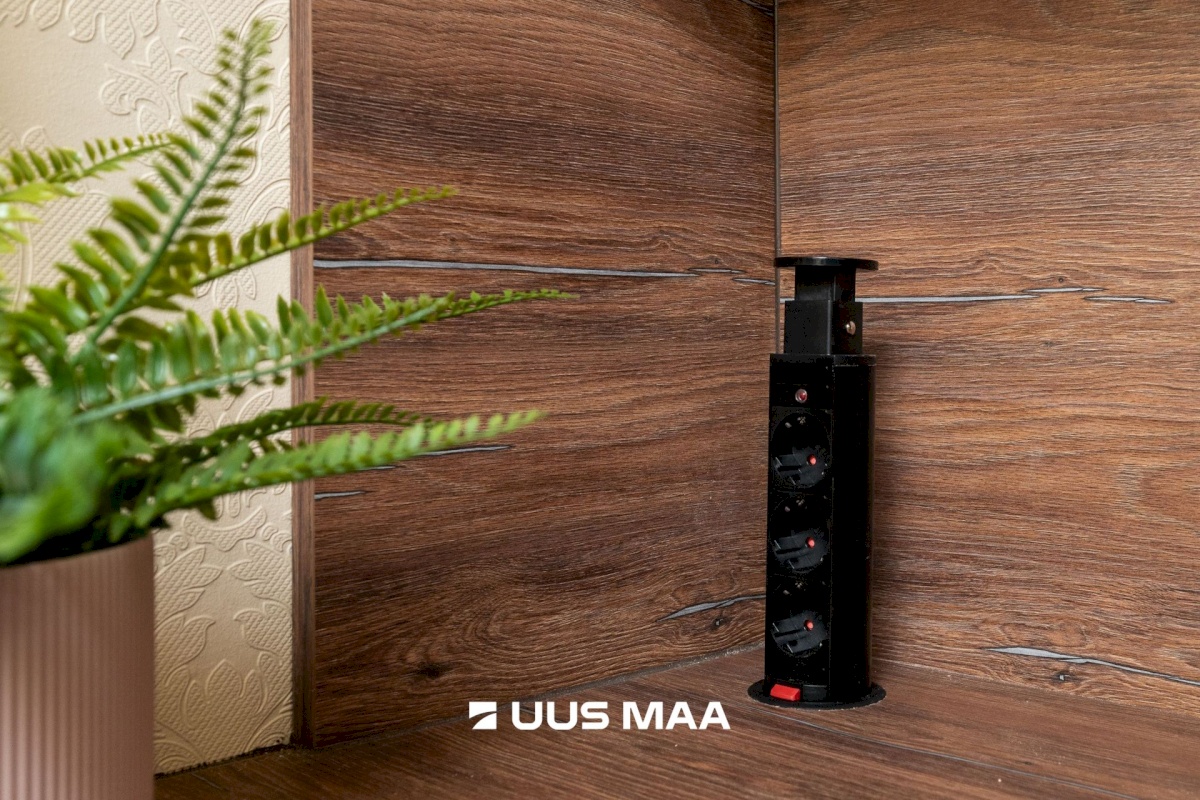 Tallinn, Mustamäe linnaosa, Ehitajate tee 33