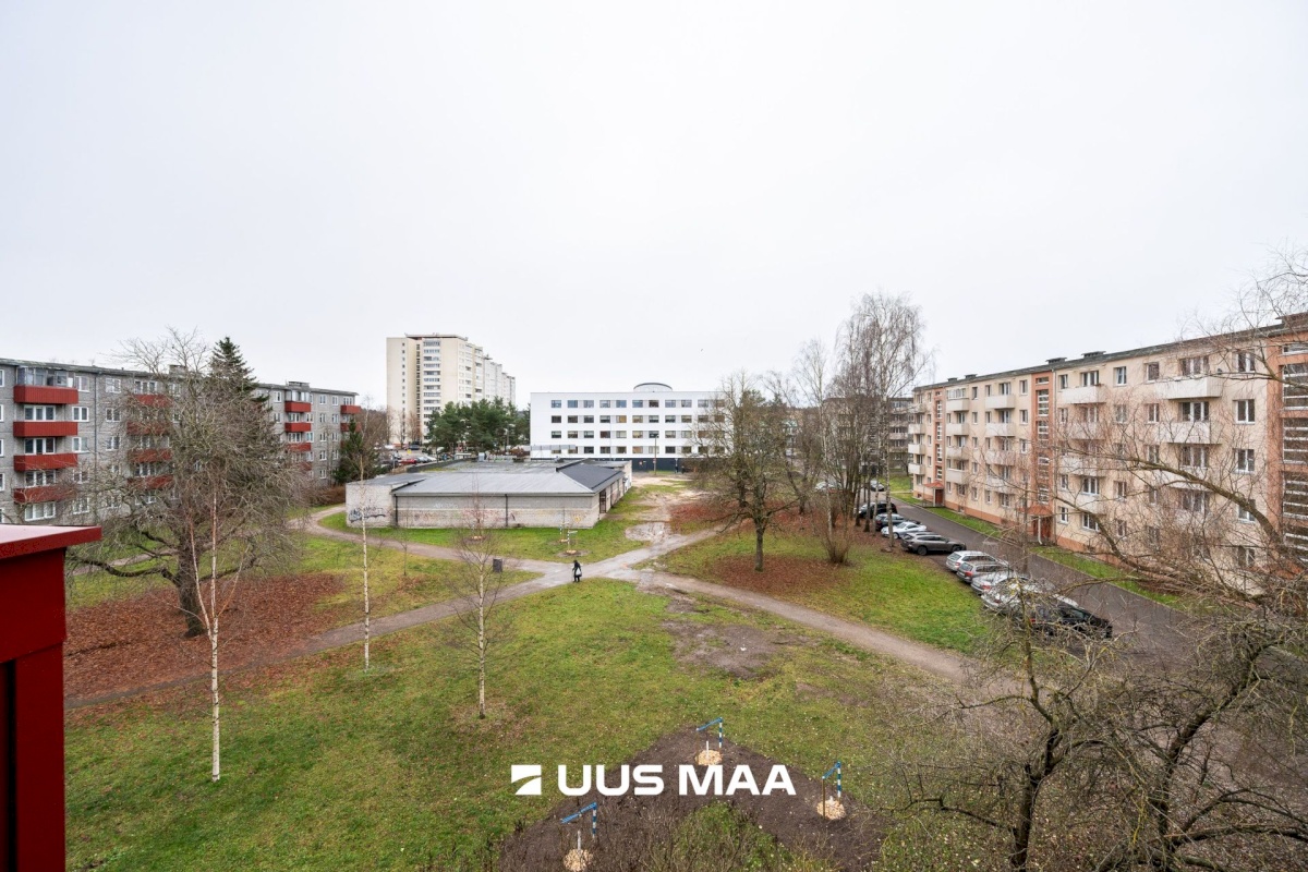 Tallinn, Mustamäe linnaosa, Ehitajate tee 33