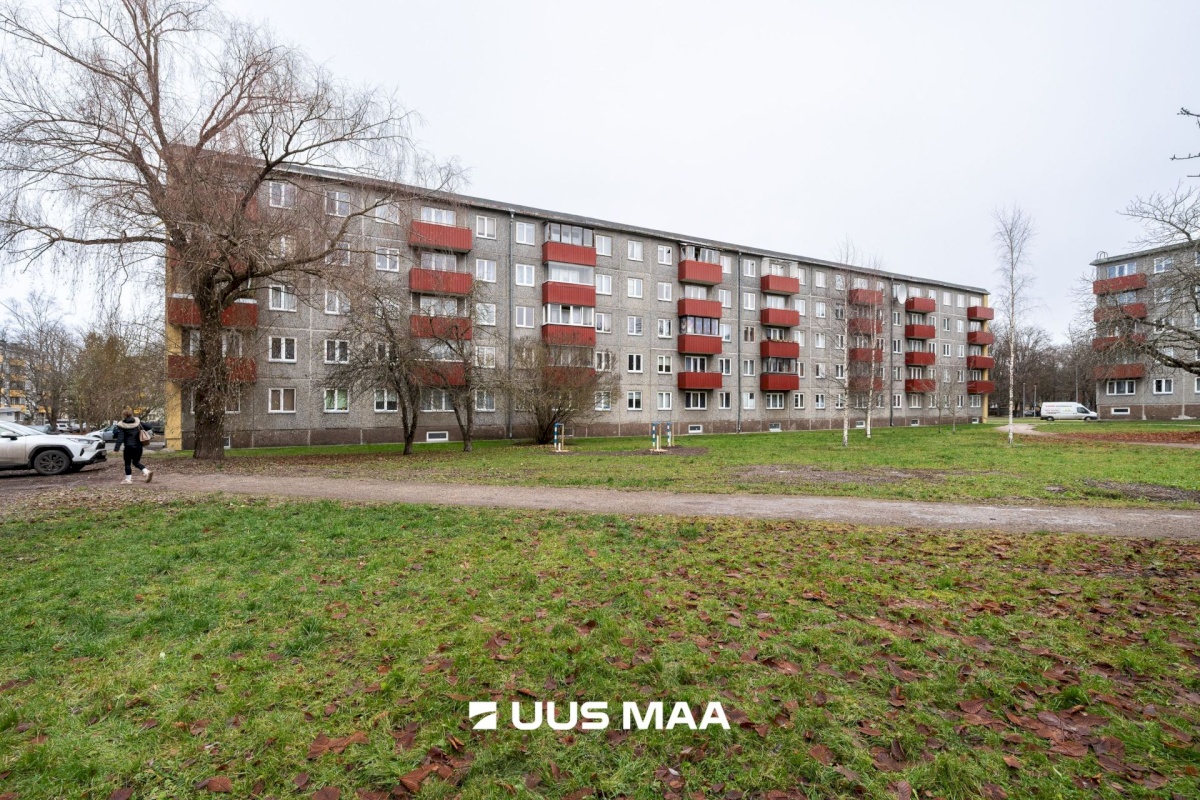 Tallinn, Mustamäe linnaosa, Ehitajate tee 33