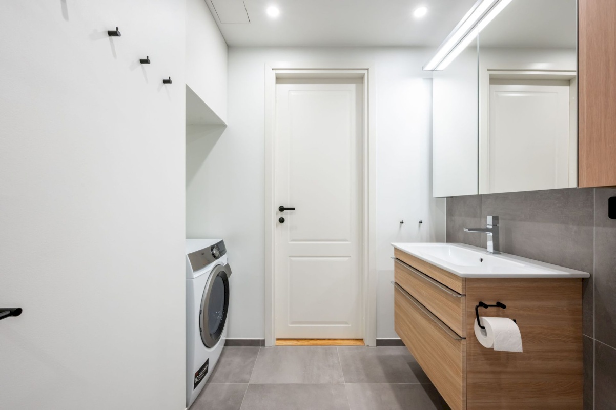 Tallinn, Kesklinna linnaosa, Toom-Kuninga 15