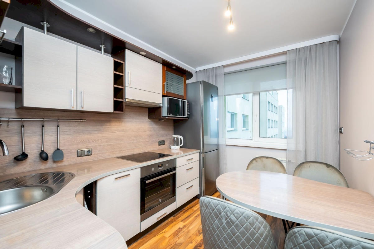 Tallinn, Lasnamäe linnaosa, Tondiraba, Katleri tn 1