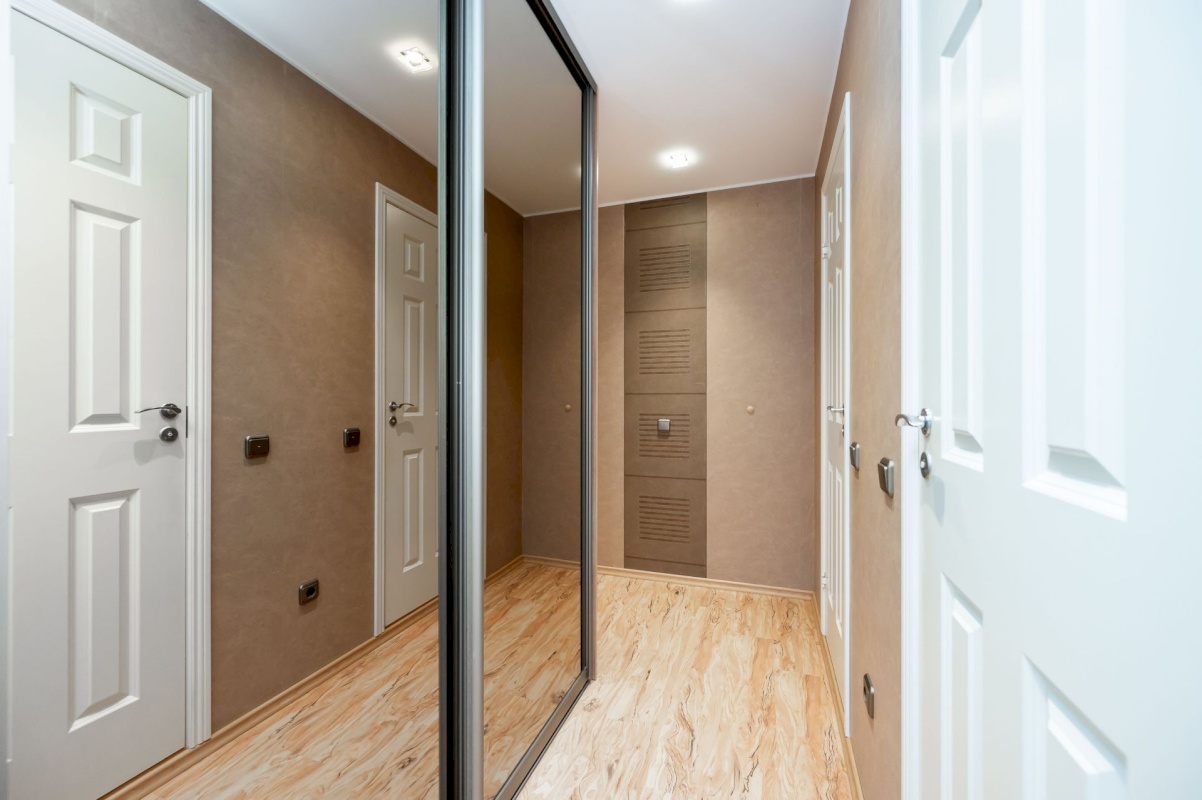 Tallinn, Lasnamäe linnaosa, Tondiraba, Katleri tn 1